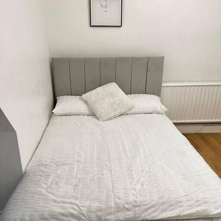 Edens Place レスター エクステリア 写真