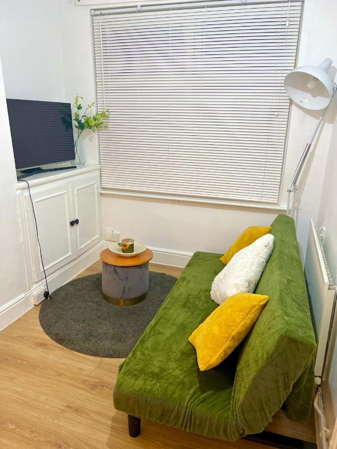 Edens Place レスター エクステリア 写真